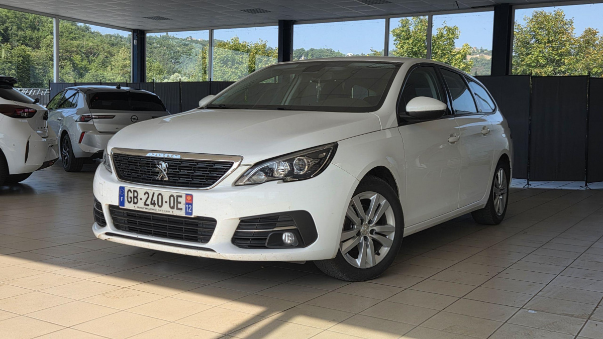 PEUGEOT 308 - II BLUEHDI 130 EAT8 S&AMP;S ACTIVE BUSINESS (2018)