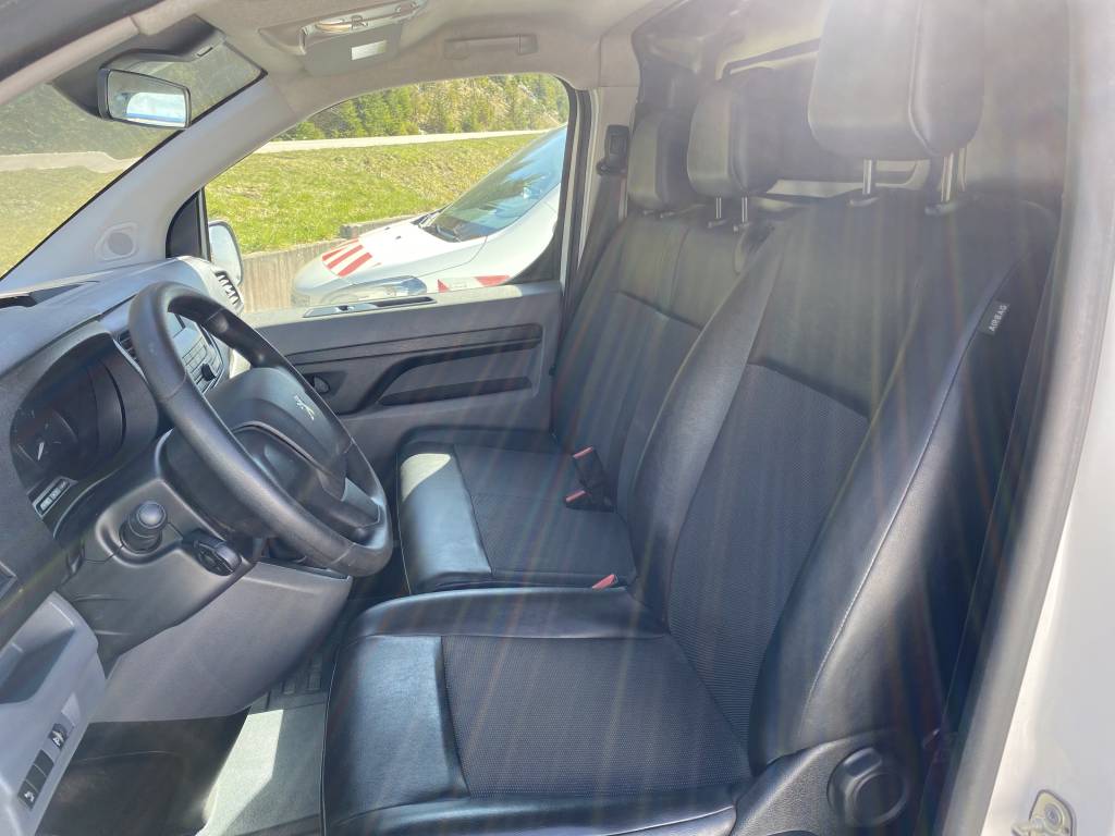 Peugeot Expert - III 2.0 BLUEHDI 120 S&S LONG PREMIUM