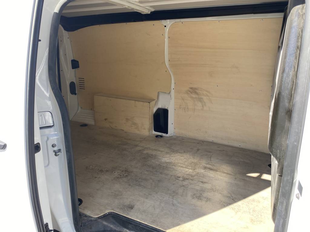 Peugeot Expert - III 2.0 BLUEHDI 120 S&S LONG PREMIUM